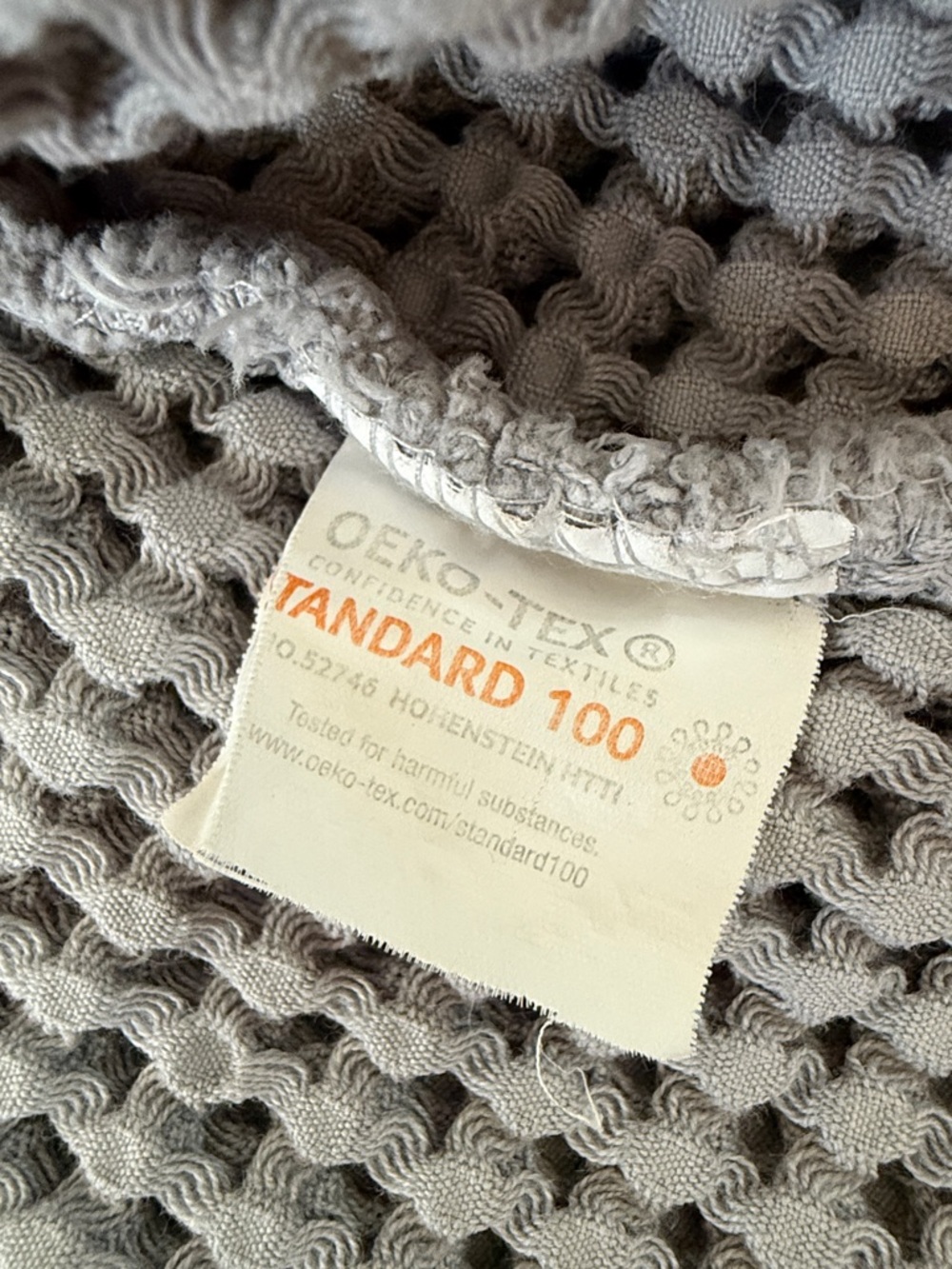 Brooklinen Gray Waffle Knit Robe L - Picture 8 of 12